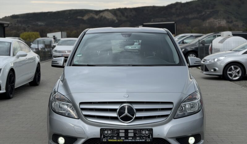 
								Mercedes-Benz B180, 1.6 Benzina, 2011 full									