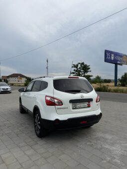 
										Nissan Qashqai 2.0 diesel full									