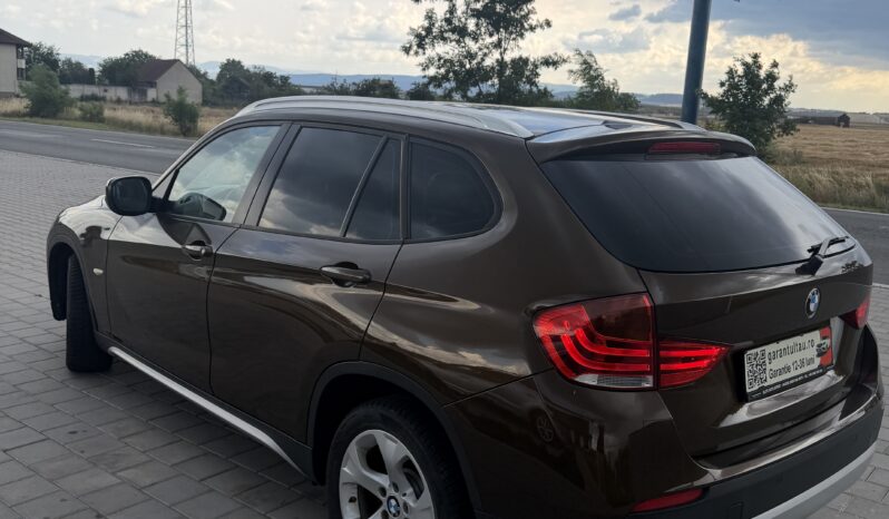 
								BMW X1 XDrive full									