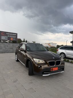 
										BMW X1 XDrive full									