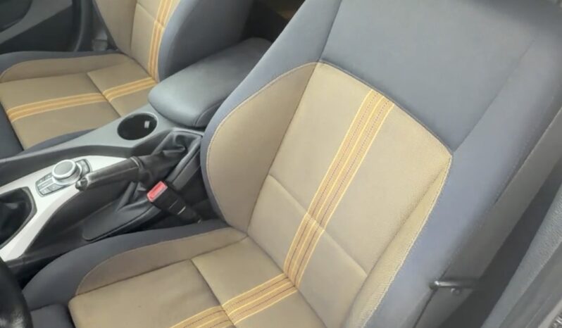 
								BMW X1 XDrive full									