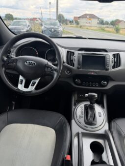 
										Kia Sportage full									