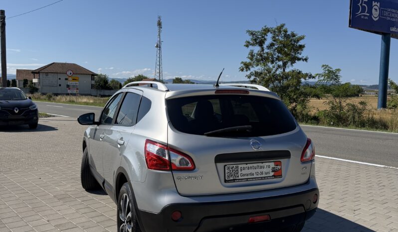 
								Nissan Qashqai full									