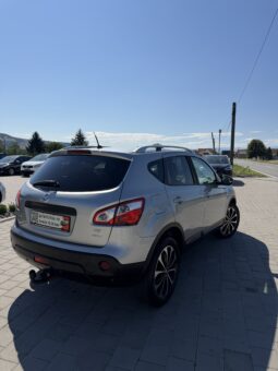 
										Nissan Qashqai full									