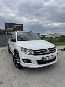 
										Volkswagen Tiguan full									