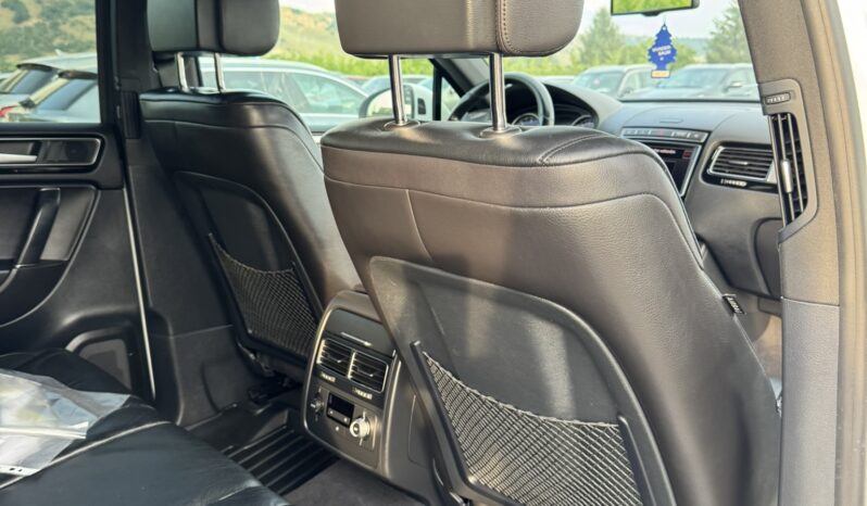 
								Volkswagen Touareg 3.0 V6 TDI Blue Motion DPF Automatik Exclusive full									
