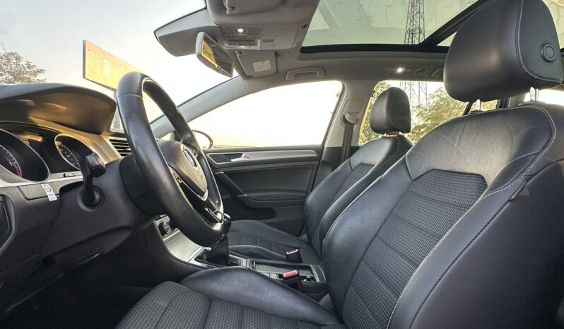 
								Volkswagen Golf 2.0 BlueTDI Comfortline full									
