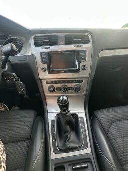 
										Volkswagen Golf 2.0 BlueTDI Comfortline full									