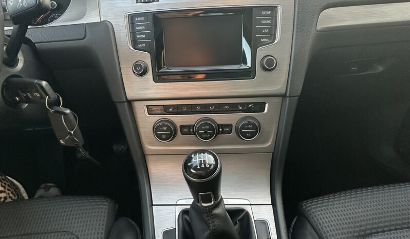 
								Volkswagen Golf 2.0 BlueTDI Comfortline full									