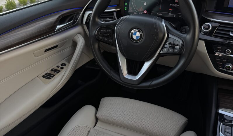 
								BMW SERIA 5 Touring 530 d Lounge full									