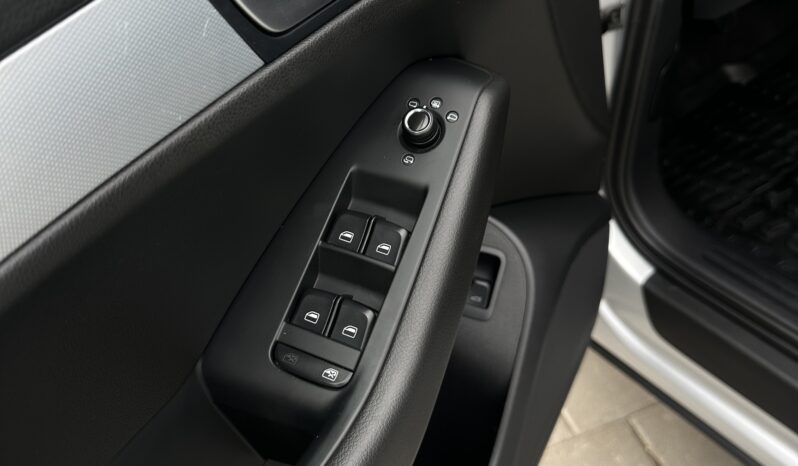 
								Audi Q 5 2.0 TDI Quattro full									