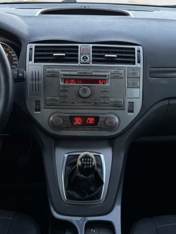 
										FORD KUGA TITANIUM 4×4 full									