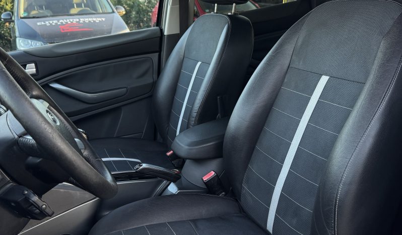 
								FORD KUGA TITANIUM 4×4 full									