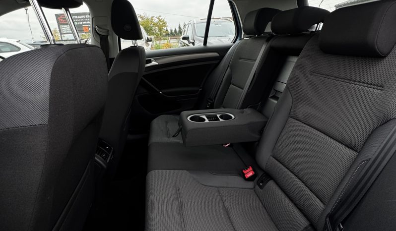 
								Volkswagen Golf VII 1.2 TSI Comfortline full									