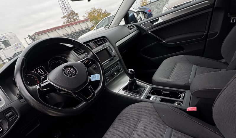 
								Volkswagen Golf VII 1.2 TSI Comfortline full									