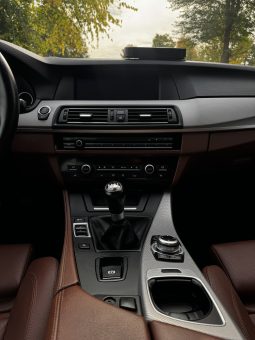
										BMW 520 d Touring full									