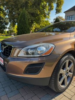 
										VOLVO XC 60 full									
