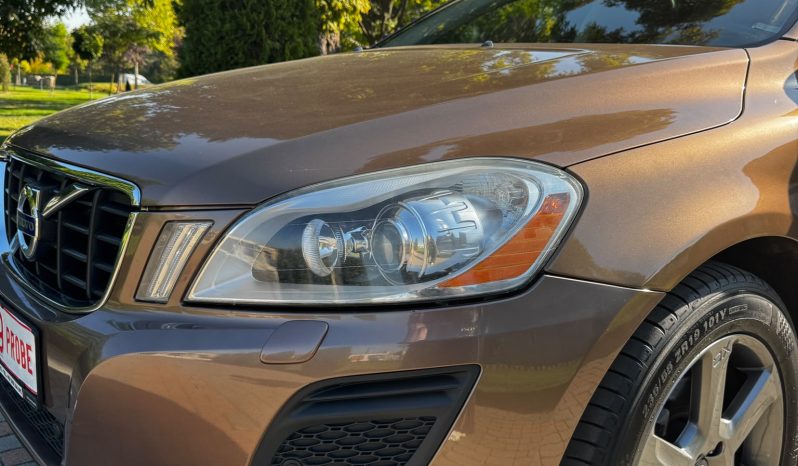 
								VOLVO XC 60 full									