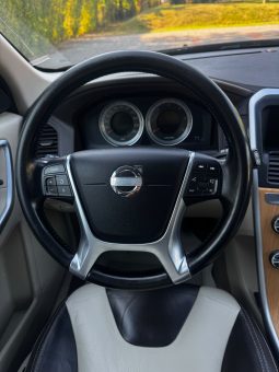 
										VOLVO XC 60 full									