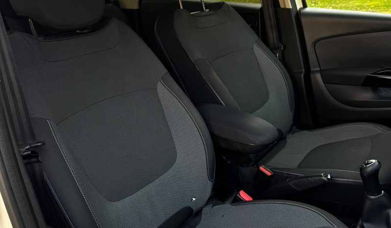 
								RENAULT CAPTUR INTENS ENERGY full									