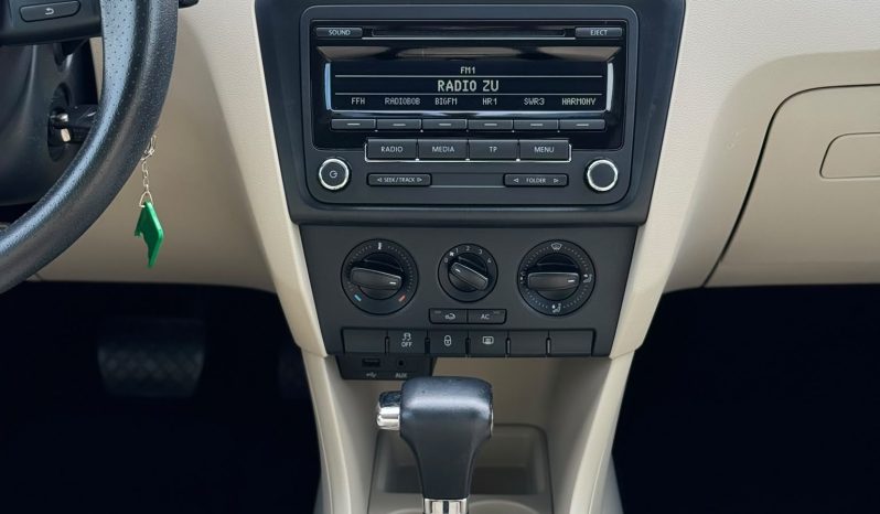 
								SEAT TOLEDO full									